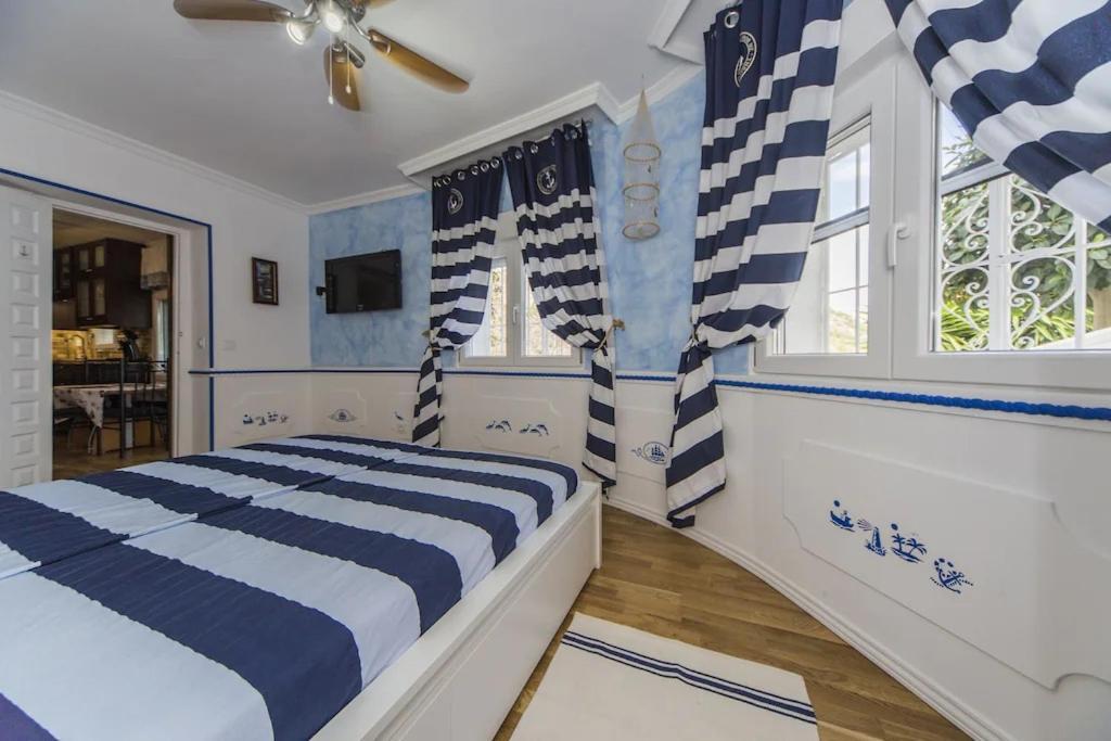 Villa Med Panoramautsikt Med Privat Pool I Calpe, Costa Blanca, Spanien Екстер'єр фото